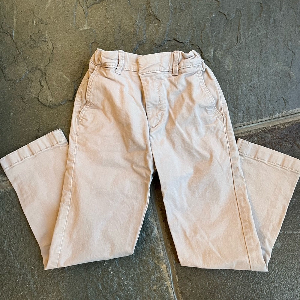Hanna Andersson Khaki Pants. Kids size 8.
